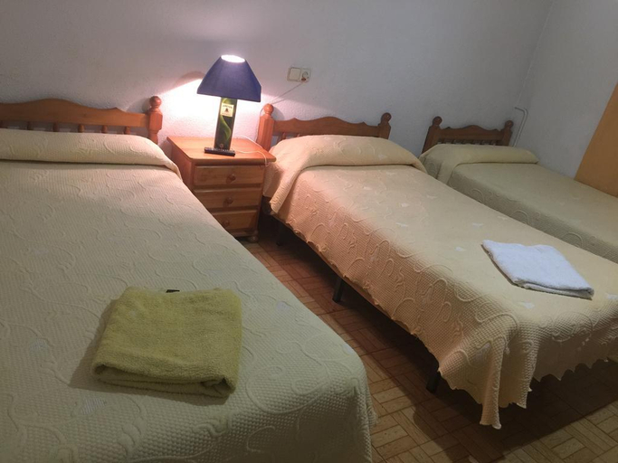 Bedroom 5, CH Olmedo, Madrid