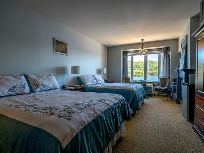 Bedroom 4, Auberge du Lac des Sables, Les Laurentides