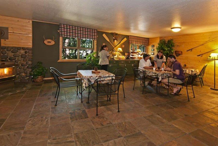 Food & Drinks, Parkside Inn at Incline, Washoe