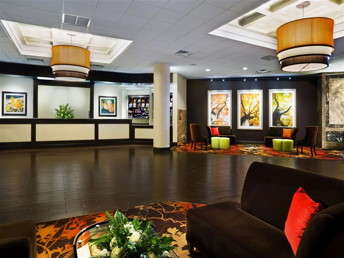 Public Area 2, Sheraton Springfield Monarch Place, Hampden