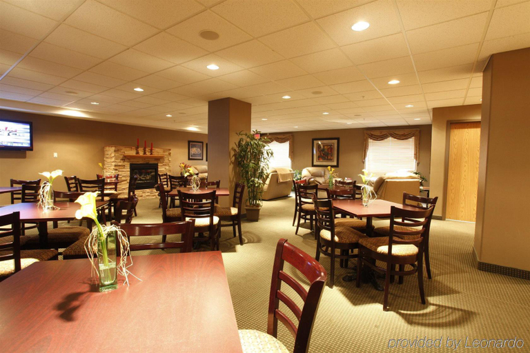 Food & Drinks 5, Pomeroy Inn and Suites Fort St John, Peace River