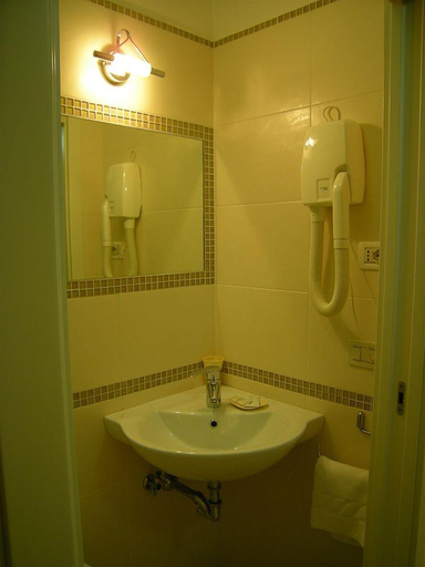 Bathroom 4, Hotel San Carlo, Venezia