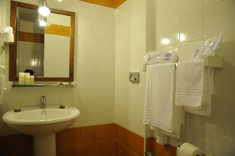 Bathroom 4, Hotel Fly, Napoli