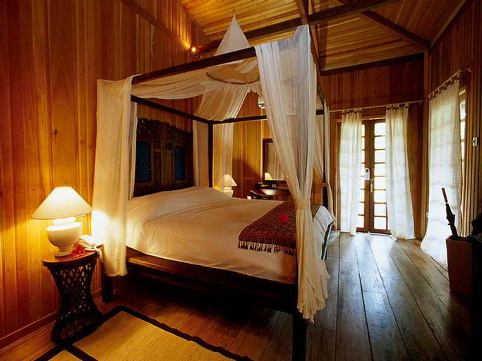 Bedroom 4, Siladen Resort & Spa, Manado