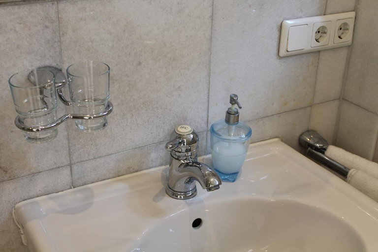 Bathroom 5, Palais Schrottenberg, Bamberg