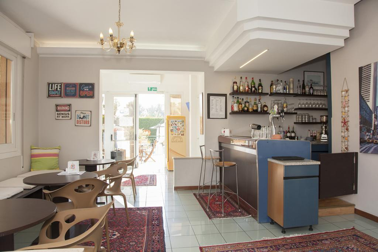 Public Area 3, Ute, Venezia