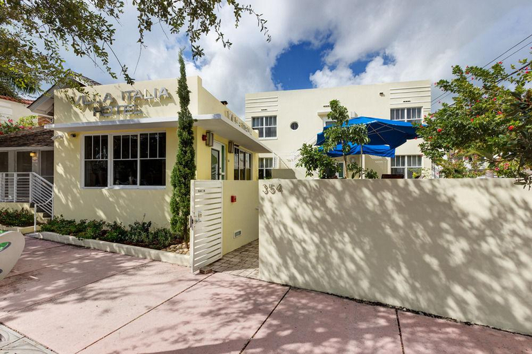 Exterior & Views 2, Villa Italia, Miami-Dade