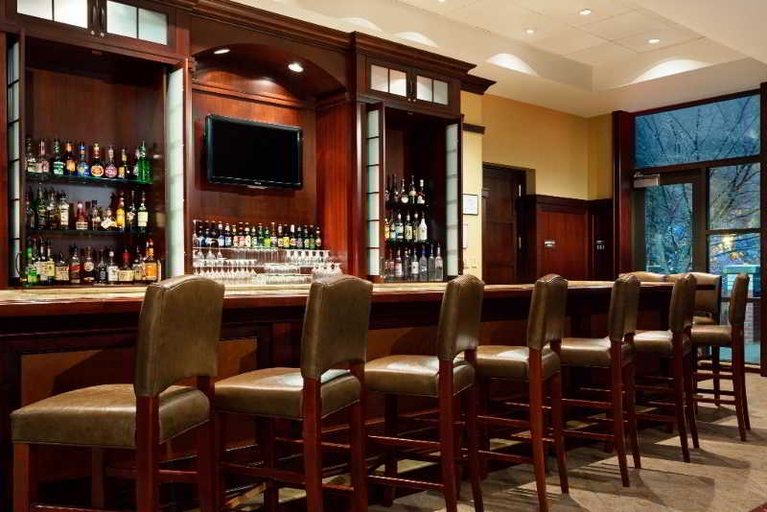 Food & Drinks 5, Courtyard Dulles Airport Herndon, Fairfax