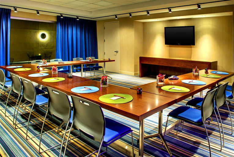 Food & Drinks 5, Aloft by Marriott Leawood-Overland Park, Kansas City
