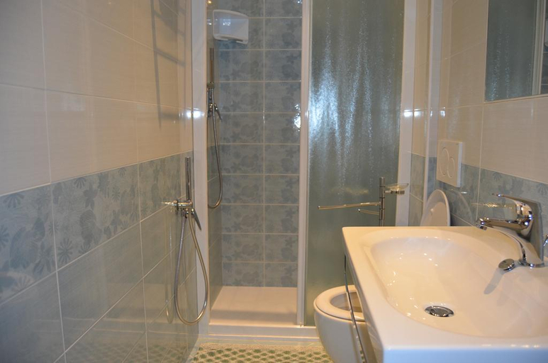 Bathroom 5, Park Hotel Peru ***S, Venezia