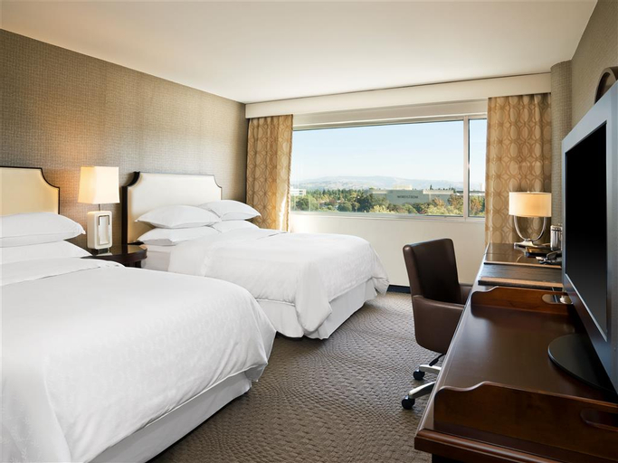 Bedroom 2, AC Hotel by Marriott Pleasanton, Alameda