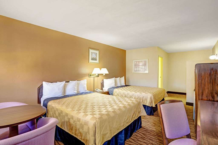 Bedroom 4, Hotel Elevation, El Dorado