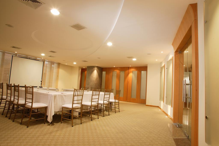 Business Facilities