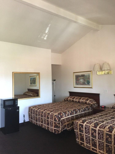 Public Area 3, Escondido Inn, San Diego