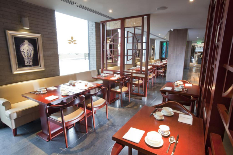 Food & Drinks 5, Dorsett Shepherds Bush, London