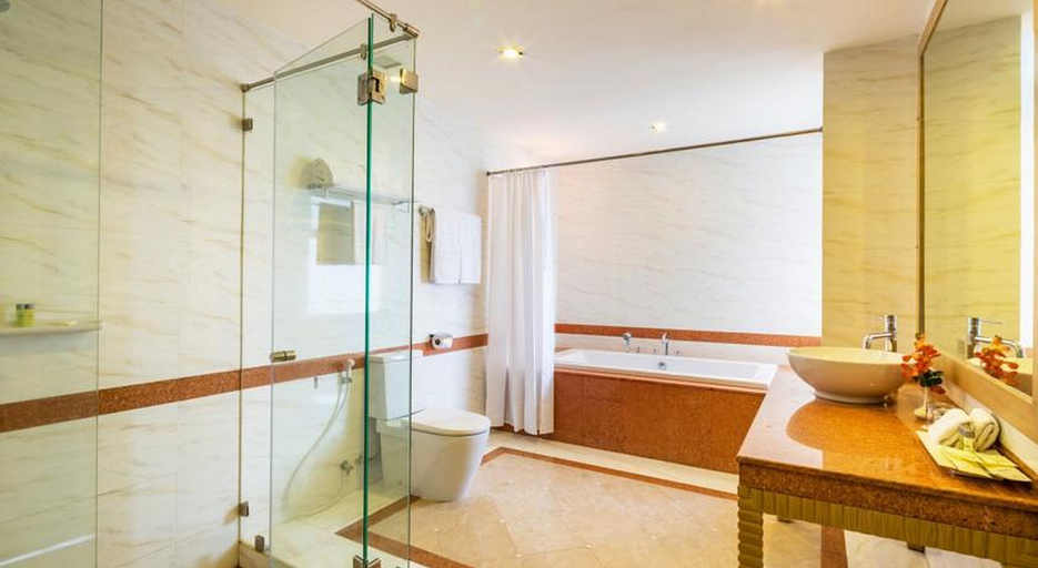 Bathroom 5, Pattana Sports Resort, Si Racha