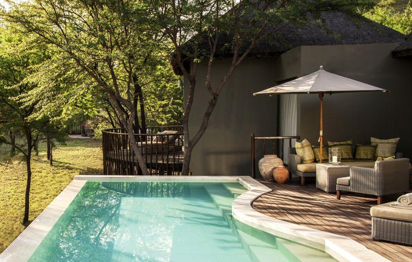 Sport & Beauty 3, Four Seasons Safari Lodge, Serengeti, Serengeti