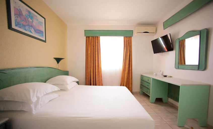 Bedroom 2, Hotel Amazonia, Rémire-Montjoly