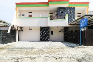 D Rainbow West Homestay, Surabaya