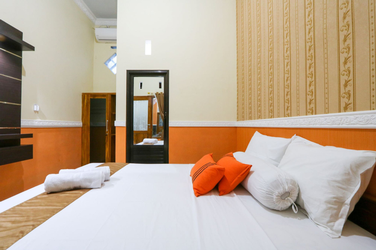 Grand Valonia, Jember