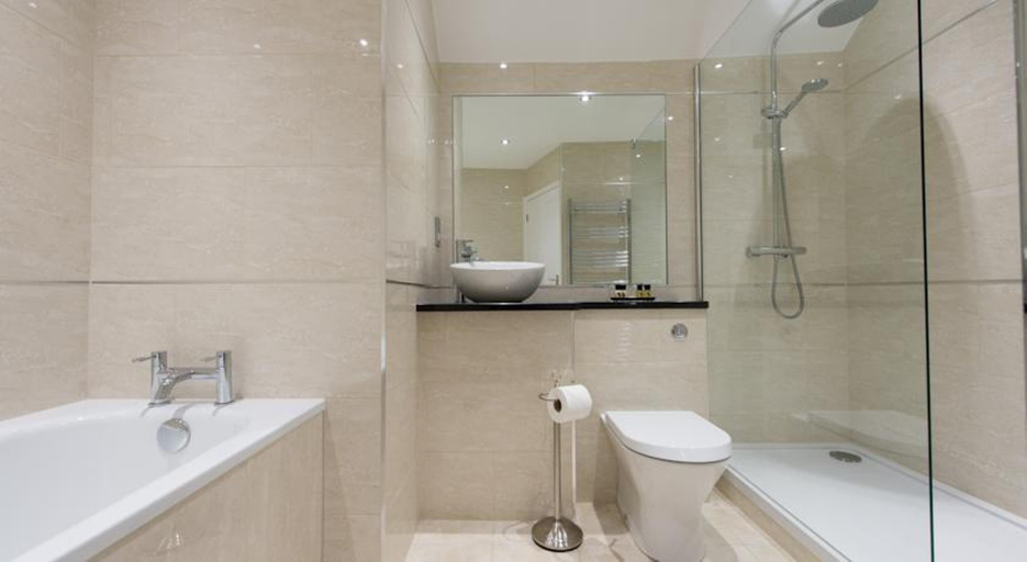 Bathroom 4, Prince Rupert Hotel, Shropshire