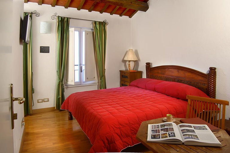 Bedroom 3, Bollo Apartments, Rome