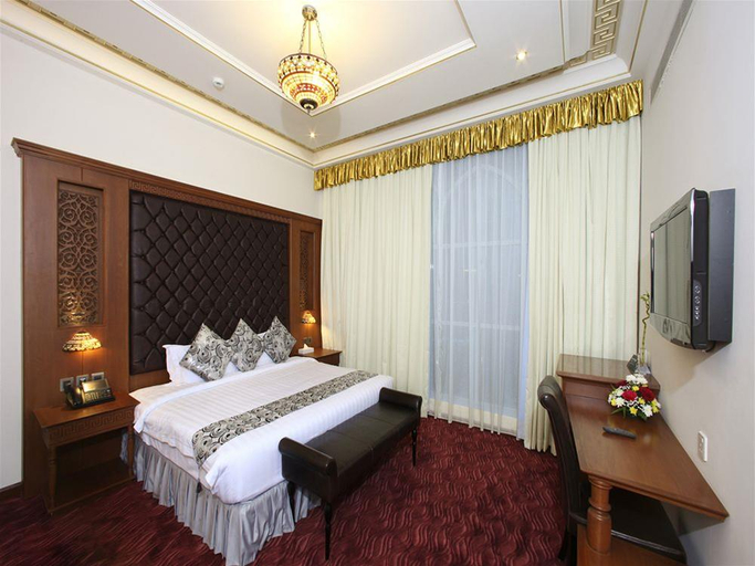 Bedroom 4, Platinum Hotel, Bausher