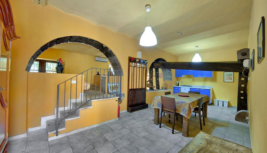 Public Area 3, Casale Romano Resort, Messina