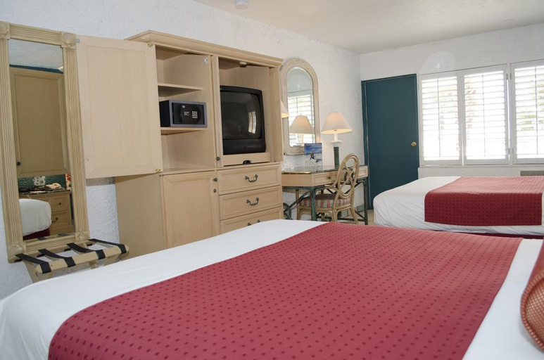 Bedroom 3, Casa Loma Inn, Bay