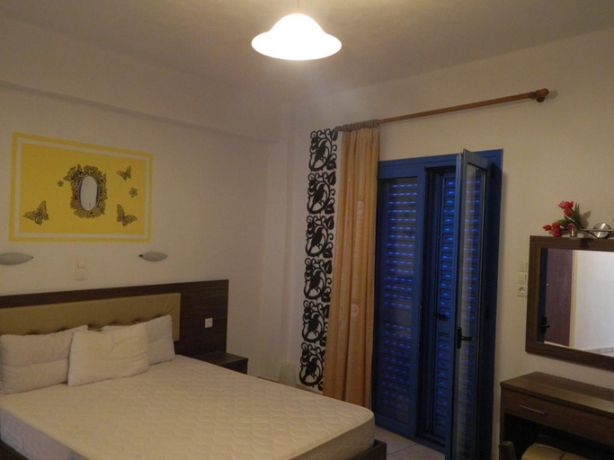 Bedroom 5, Lefka Ori, Crete