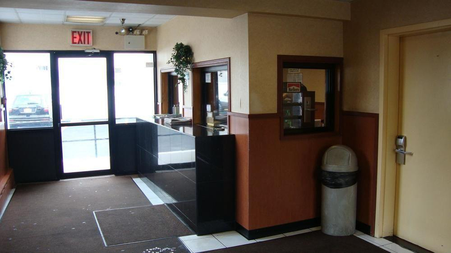 Public Area 4, Riviera Motor Inn Brooklyn, New York