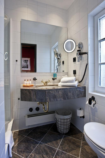 Bathroom 4, Hotel Scholl, Schwäbisch Hall