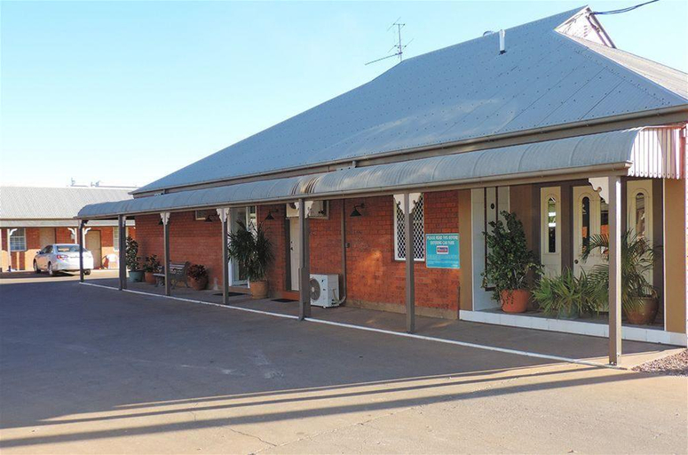 Exterior & Views 2, Burke & Wills Motel Mt Isa, Mount Isa