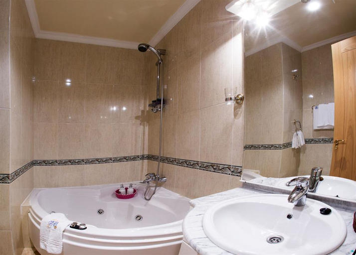 Bathroom 4, Cristal 2, A Coruña