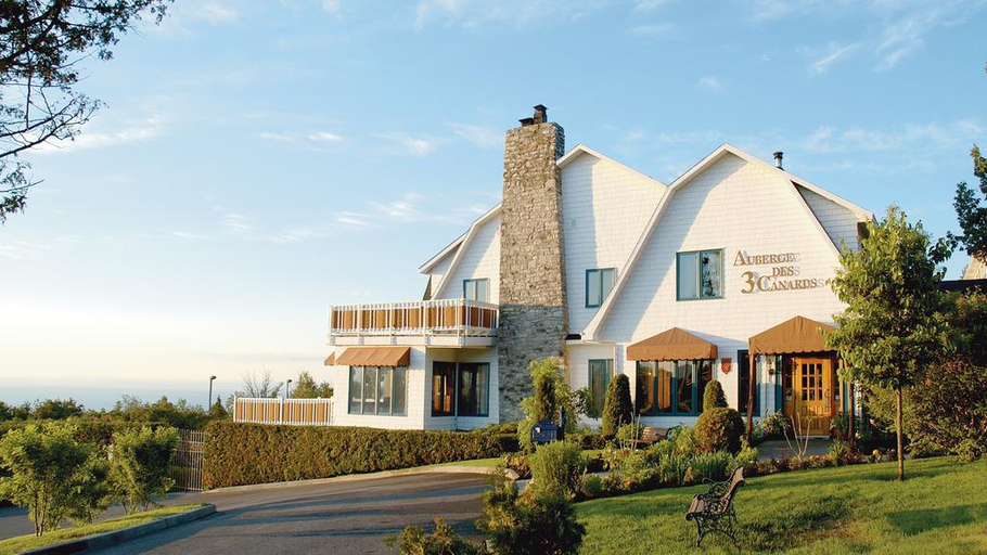 Exterior & Views 2, Auberge Des 3 Canards, Charlevoix-Est