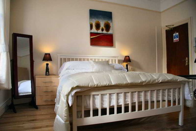 Bedroom 5, Ullet Suites, Sefton