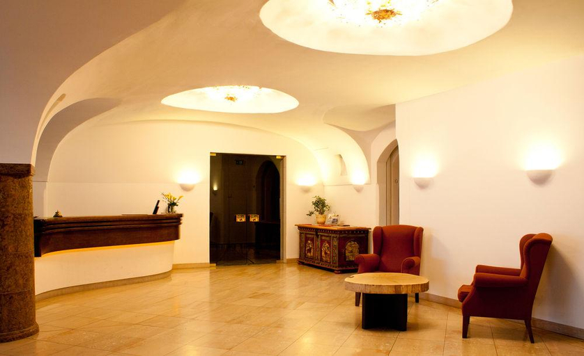 Public Area 2, Gasthof zur Post, München