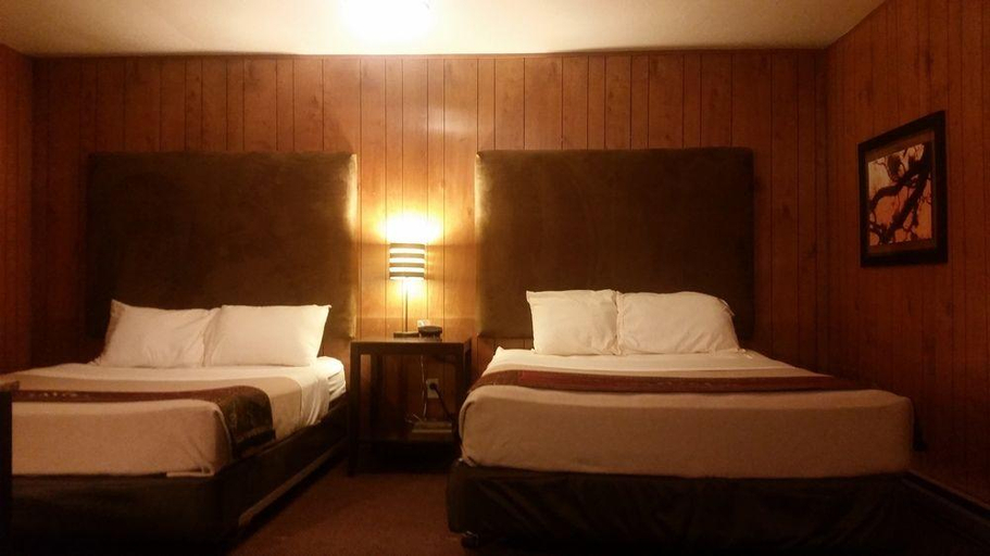Bedroom 5, The Gold Lodge, Tuolumne
