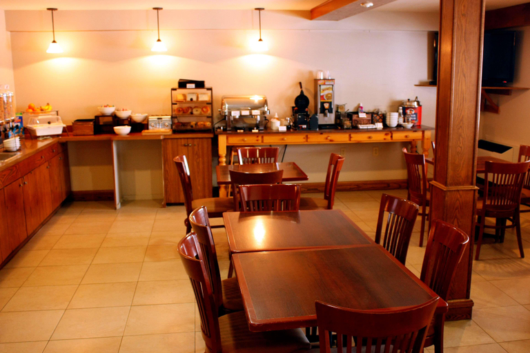Food & Drinks 5, Country Inn &Suites Saskatoon, Division No. 11