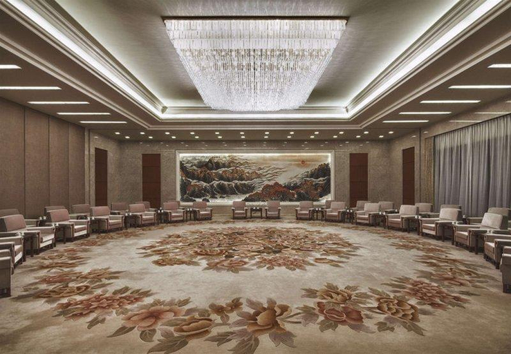 Business Facilities