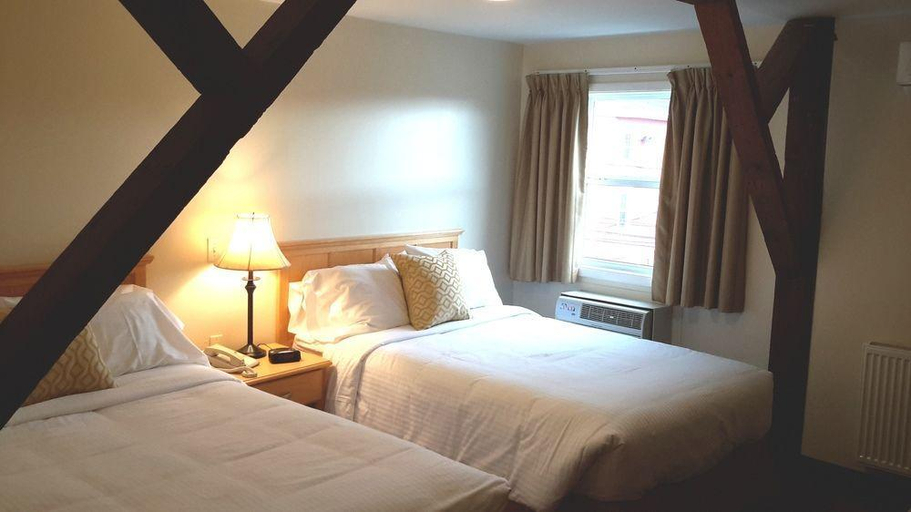 Bedroom 3, Smuggler's Cove Inn, Lunenburg
