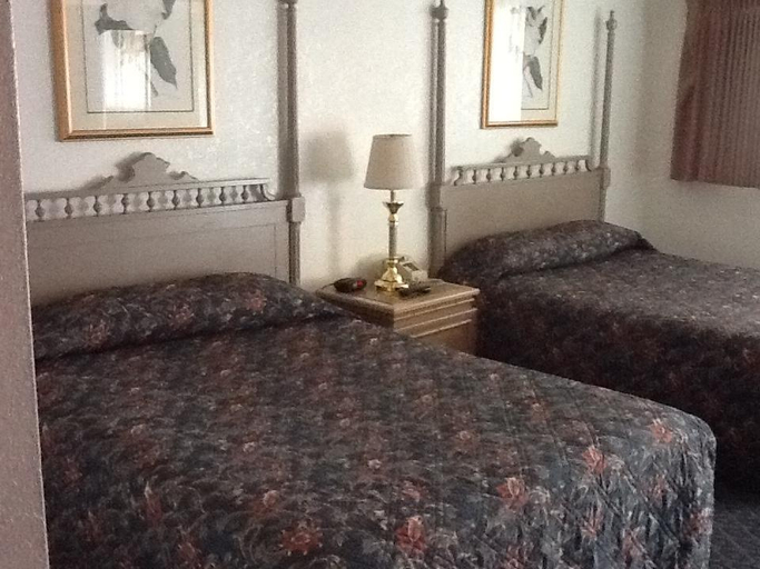 Bedroom 4, Knights Inn Lake Havasu City, Mohave