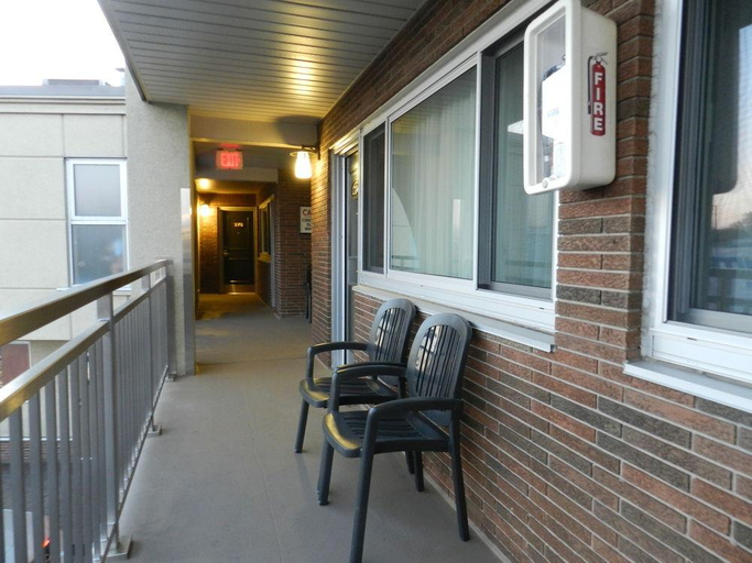 Exterior & Views 2, Capri Inn, Niagara