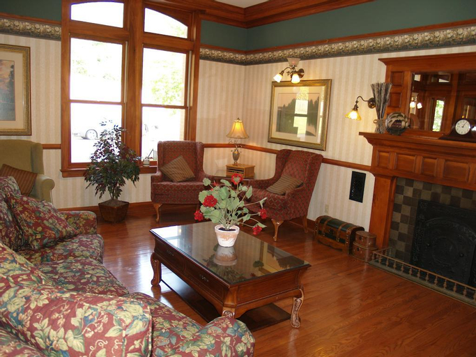 Country Inn & Suites by Radisson, St. Charles Historic District, Saint Charles