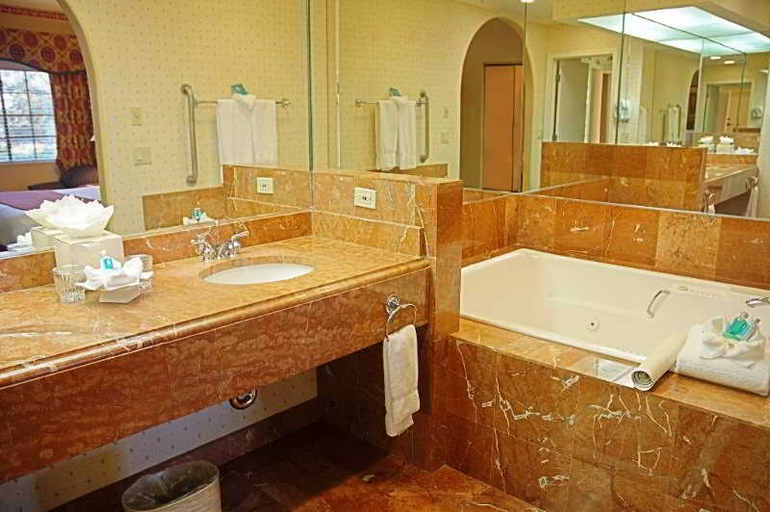 Bathroom 4, Legacy Golf Resort, Maricopa