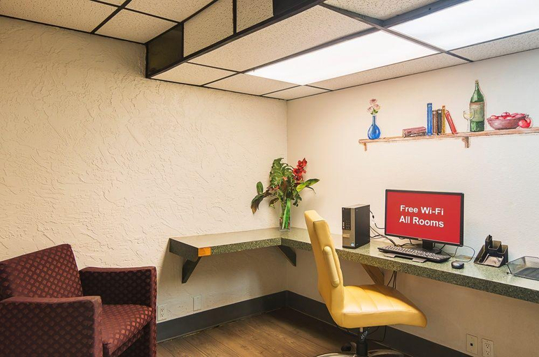 Public Area 3, Red Roof Inn Lubbock, Lubbock