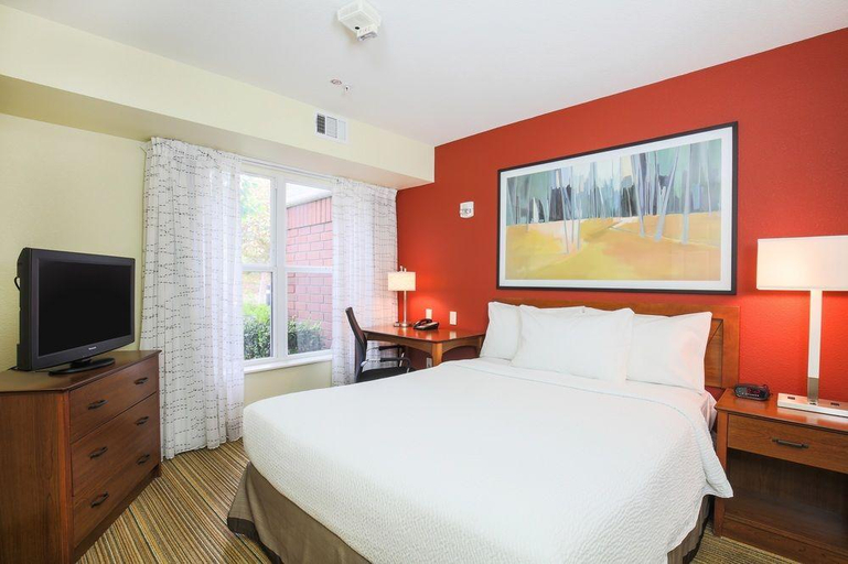 Bedroom 2, Residence Inn by Marriott Salinas Monterey, Monterey