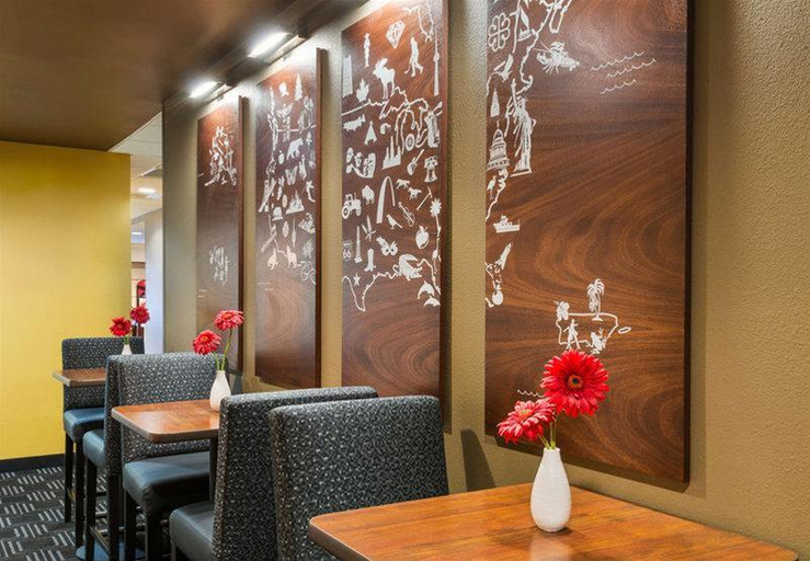 Public Area 3, Towneplace Suites Pensacola, Escambia
