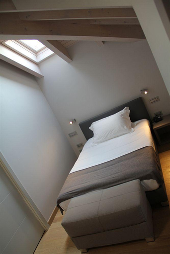 Bedroom 2, Hotel di Varese, Varese