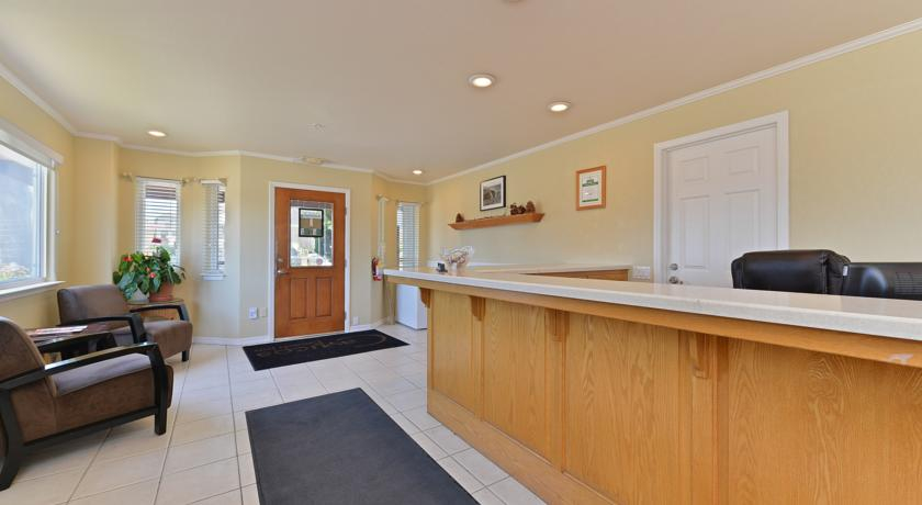Public Area 2, Cayucos Beach Inn, San Luis Obispo